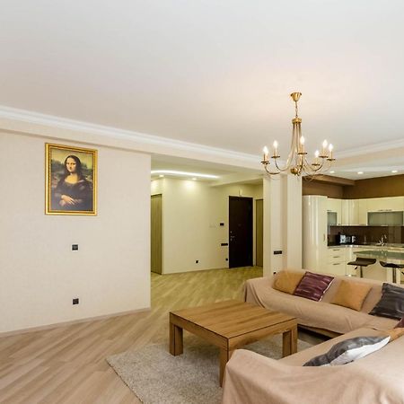Rustaveli Residence III تبليسي المظهر الخارجي الصورة